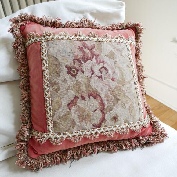 Throw Pillow Cottagecore Shabby Chic Vintage Needlepoint Velvet Cabbage Rose - Picture 1 of 7